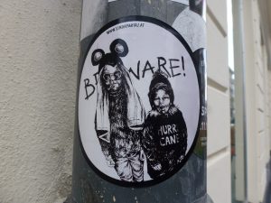 Sticker: "Beware!" ...Kinder von heute...! Wien 